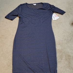 NWT Small elegant Lularoe Julia
